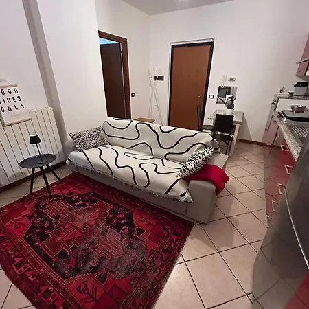 Apartment Marti's House-near Leonardo Academy, Mpx, -wi-fi1gb Sesto Calende